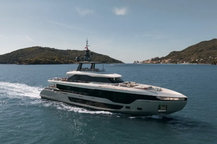 Azimut 116, exterior — Menorca Yacht Rental, Menorca. Azimut 116 — 36m