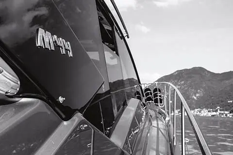 Cranchi M44 HT, main deck — Menorca Yacht Rental, Menorca. Cranchi M44 HT — 14m