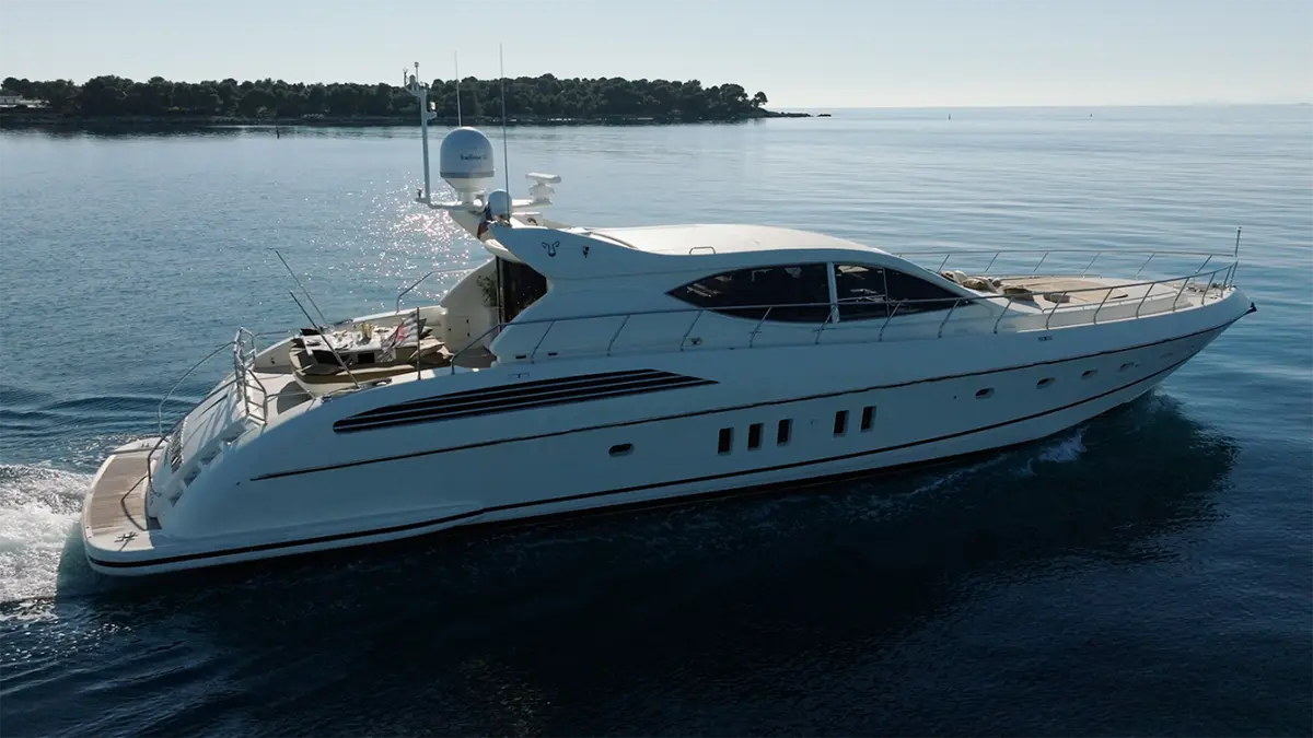 Leopard 24, main deck — Menorca Yacht Rental, Menorca. Leopard 24 — 24m
