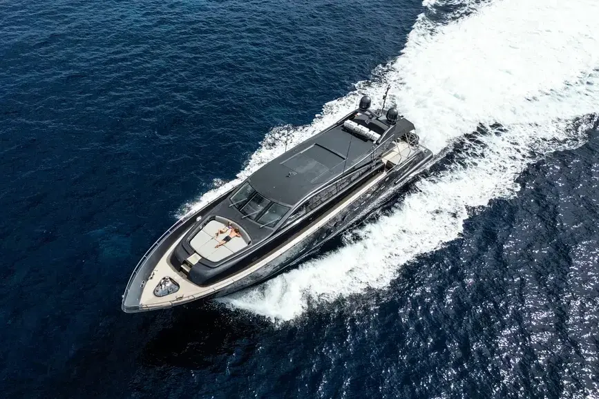 Leopard 31, main deck — Menorca Yacht Rental, Menorca. Leopard 31 — 31m