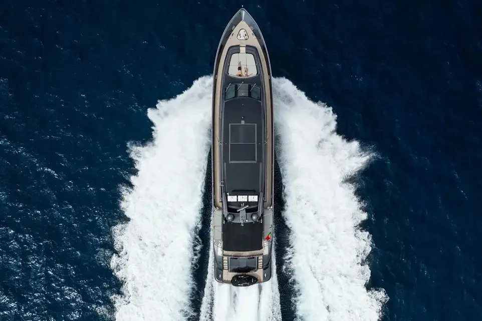 Leopard 31, aft deck — Menorca Yacht Rental, Menorca. Leopard 31 — 31m