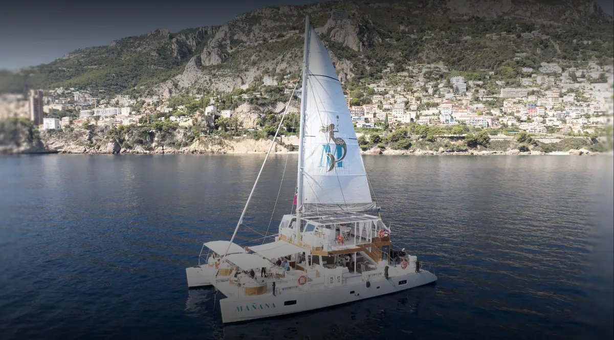 Manana Yacht, main deck — Menorca Yacht Rental, Menorca. Manana Yacht — 20.8m