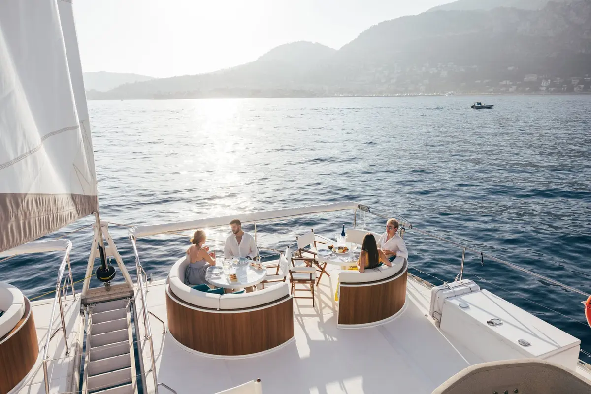 Manana Yacht, flybridge — Menorca Yacht Rental, Menorca. Manana Yacht — 20.8m