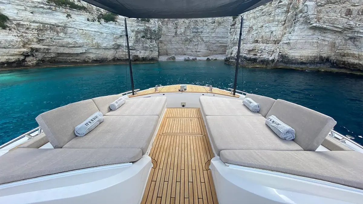 MCY66, aft deck — Menorca Yacht Rental, Menorca. MCY66 — 20m