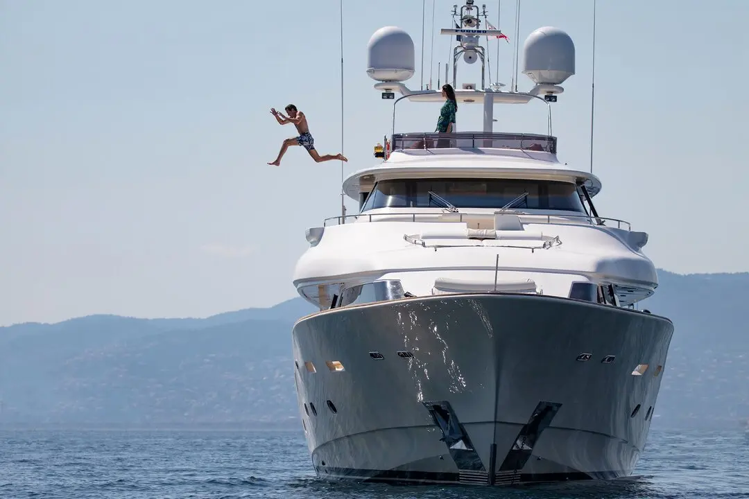 Navetta 33, flybridge — Menorca Yacht Rental, Menorca. Navetta 33 — 33m