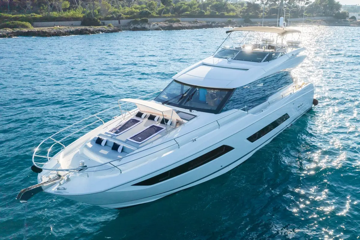 Prestige 680s, exterior — Menorca Yacht Rental, Menorca. Prestige 680s — 21.4m