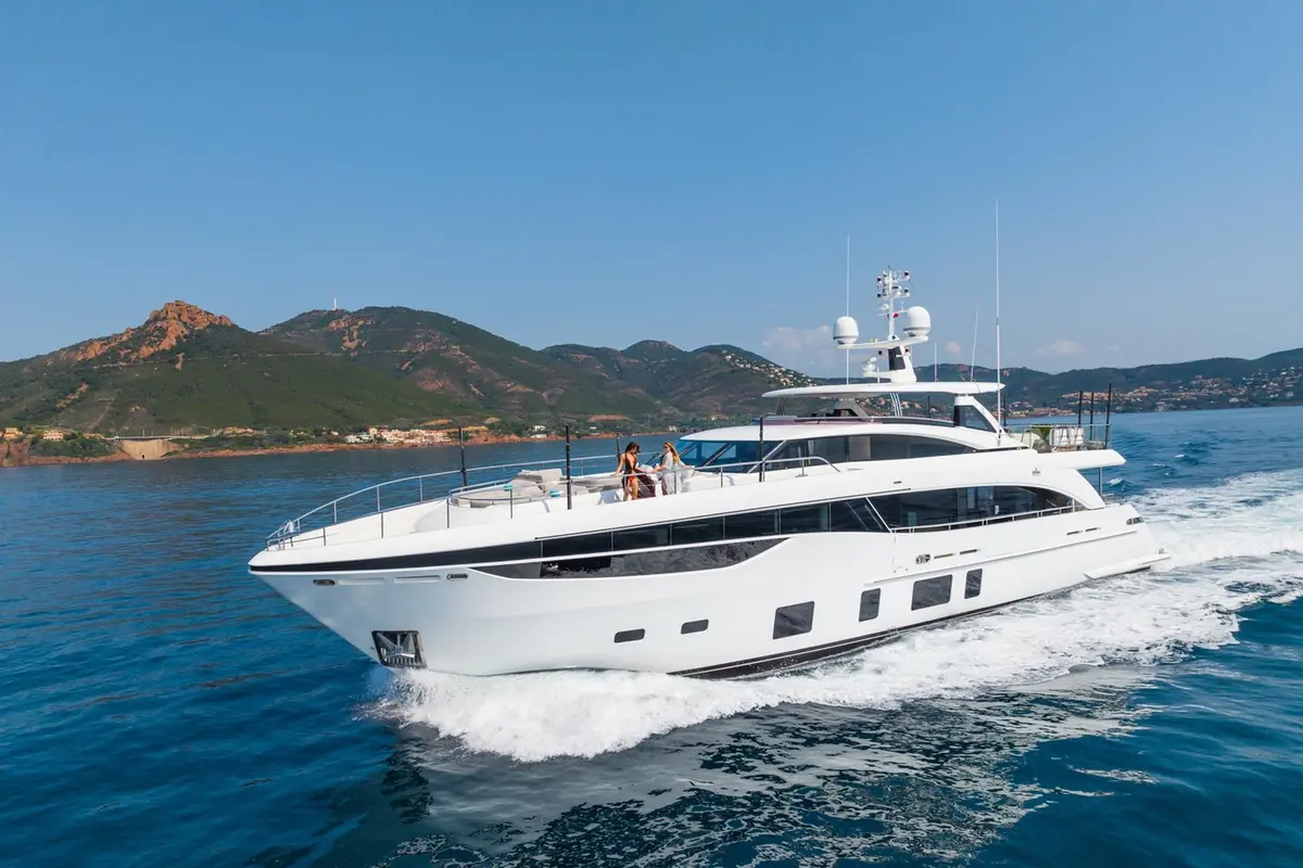 Princess 35M, salon — Menorca Yacht Rental, Menorca. Princess 35M — 35m