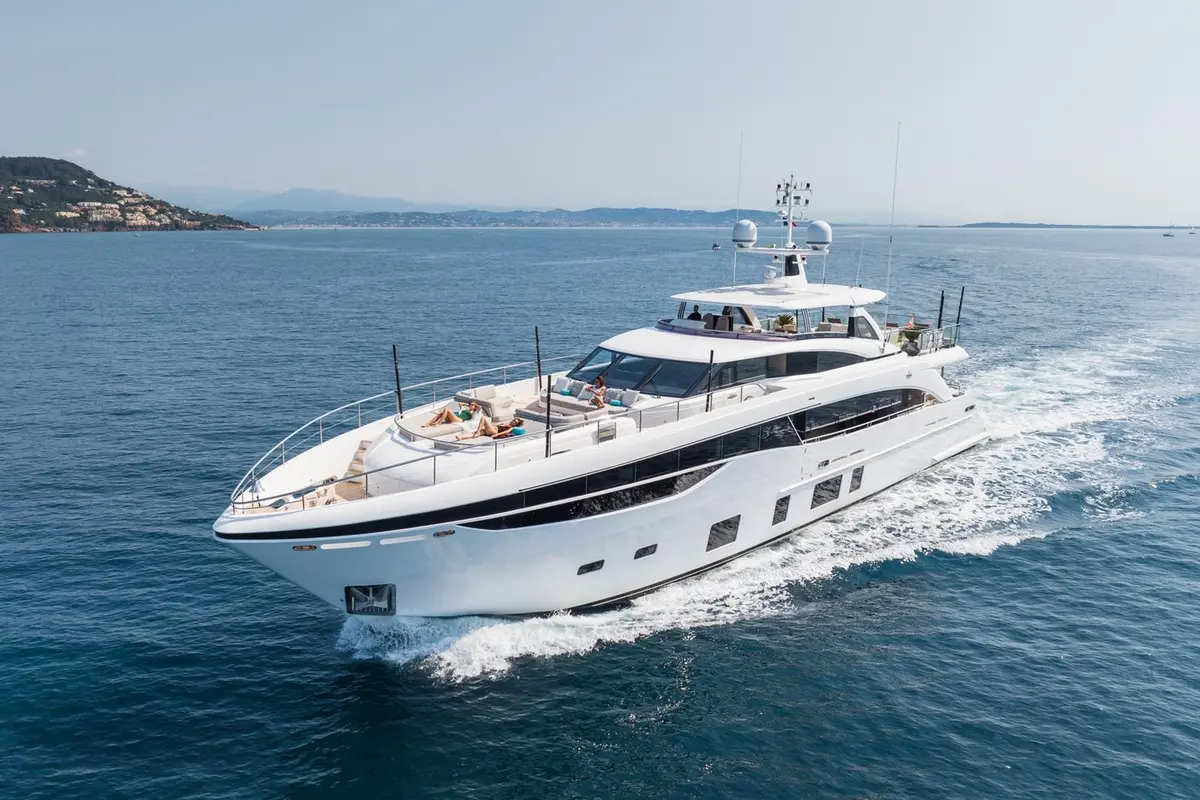 Princess 35M, master cabin — Menorca Yacht Rental, Menorca. Princess 35M — 35m