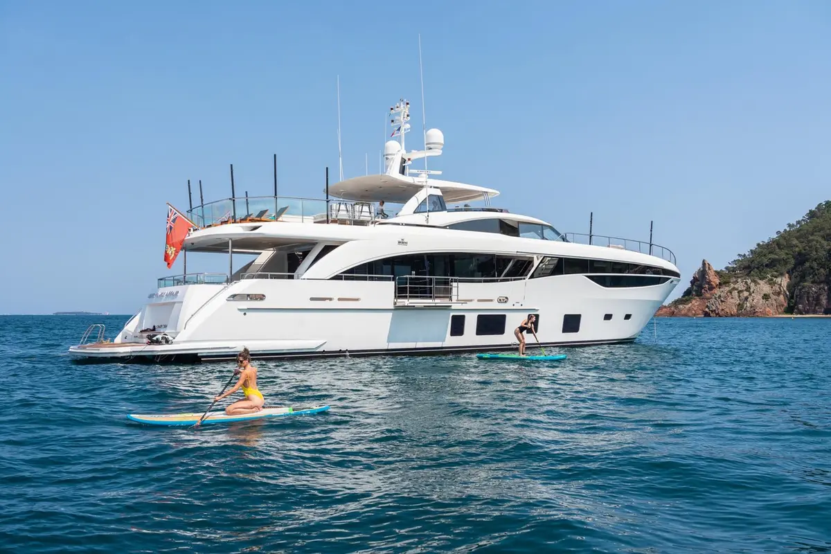 Princess 35M, flybridge — Menorca Yacht Rental, Menorca. Princess 35M — 35m