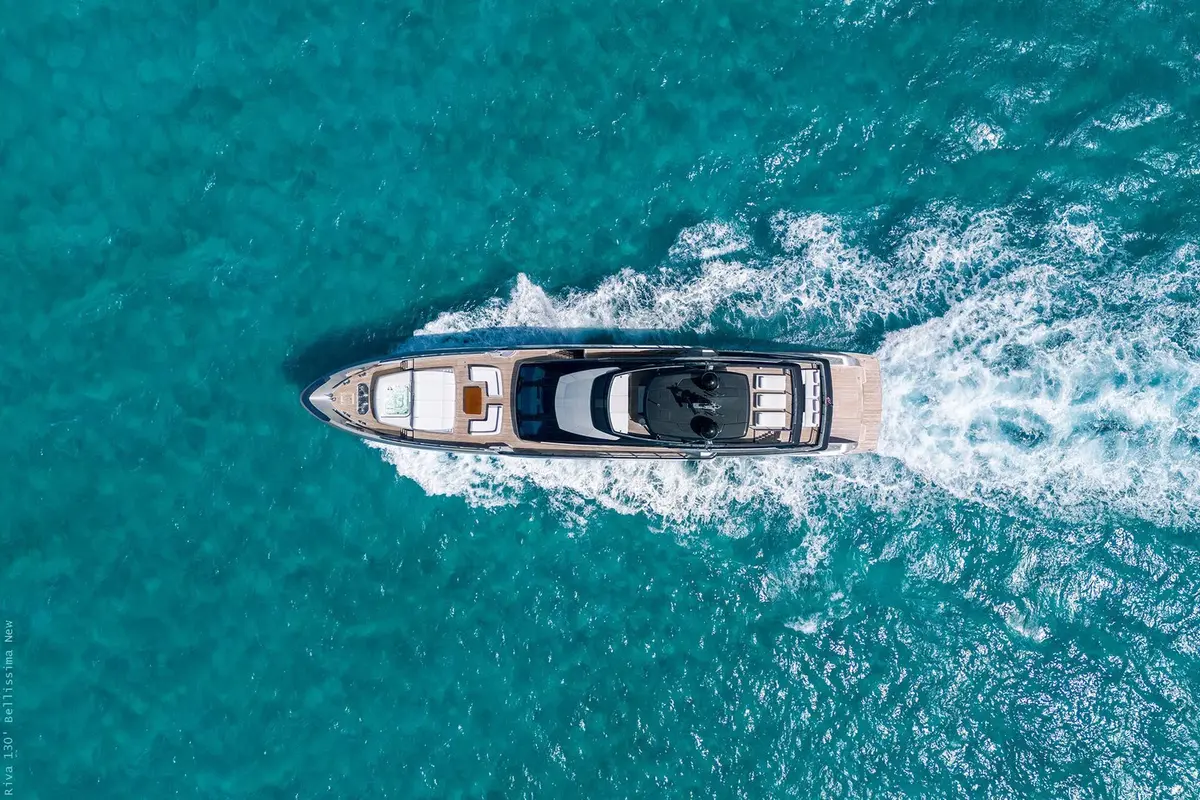 Riva 130, flybridge — Menorca Yacht Rental, Menorca. Riva 130 — 40m