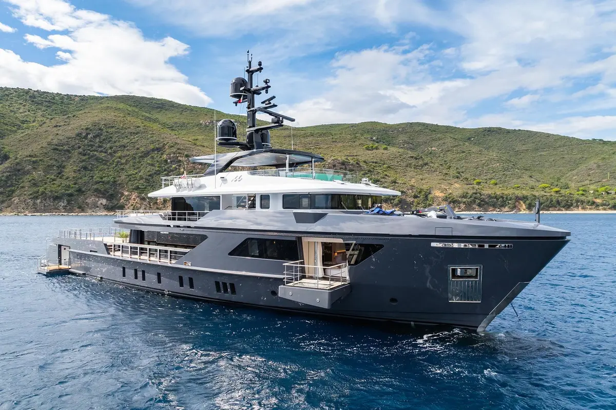 M, main deck — Menorca Yacht Rental, Menorca. Five cabins, one heading, days that drift slowly