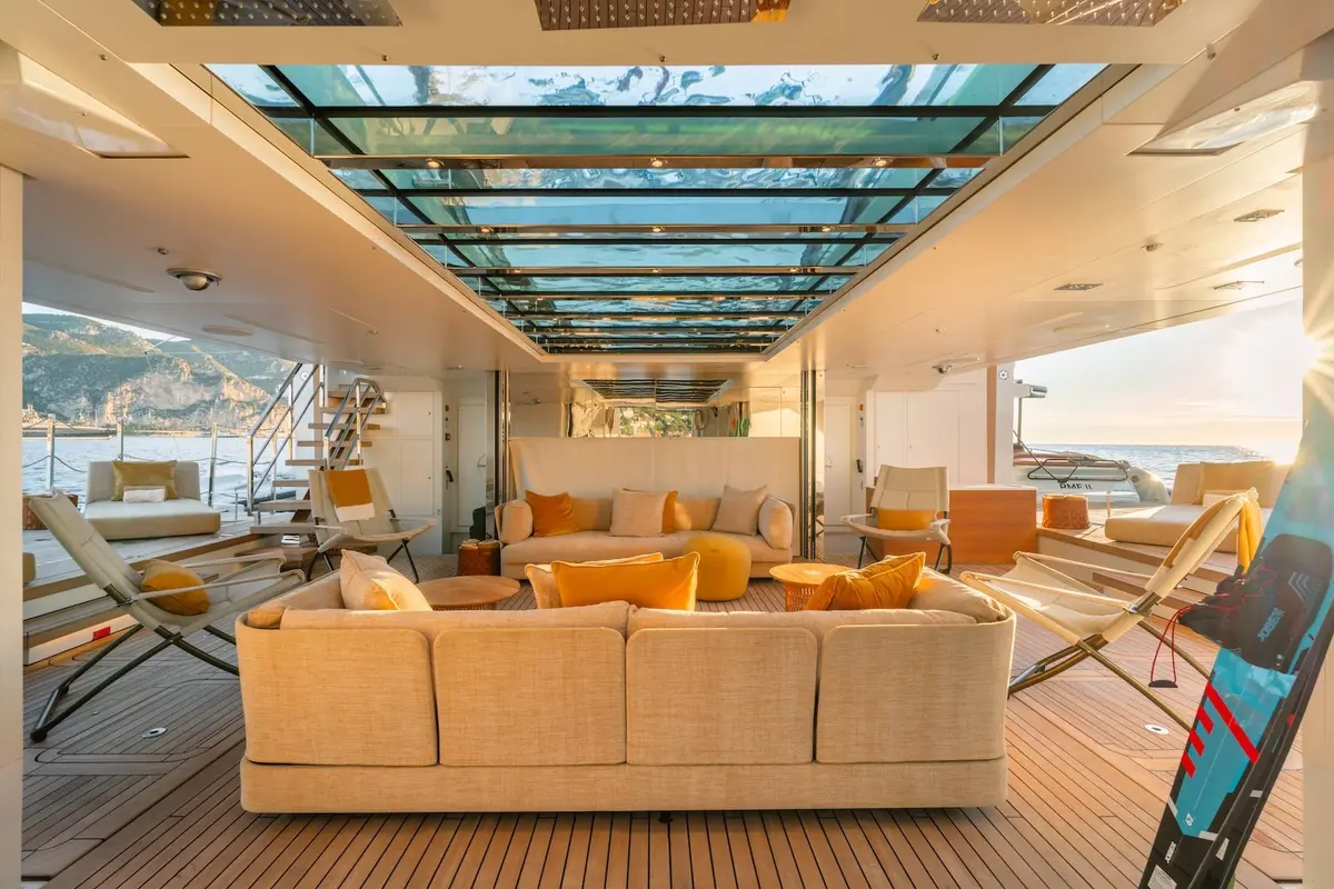 RMF, flybridge — Menorca Yacht Rental, Menorca. RMF — 52m