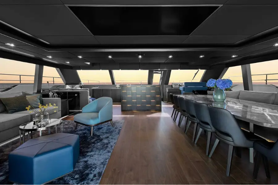 Sunreef 80, flybridge — Menorca Yacht Rental, Menorca. Sunreef 80 — 23.9m