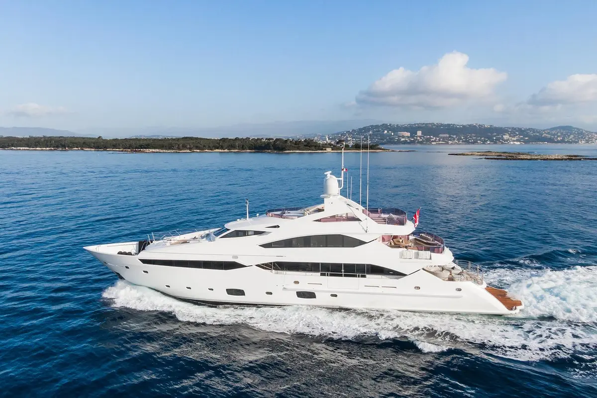 Thumper, main deck — Menorca Yacht Rental, Menorca. Thumper — 40m
