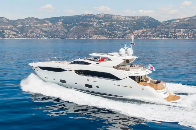 Sunseeker 115 — Menorca Yacht Rental, Menorca