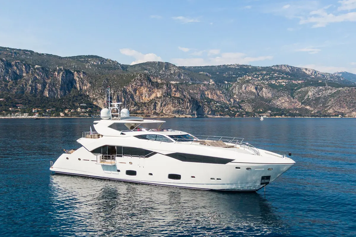 Sunseeker 115, aft deck — Menorca Yacht Rental, Menorca. Sunseeker 115 — 35m