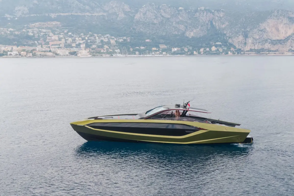 Lamborghini 63, aft deck — Menorca Yacht Rental, Menorca. Lamborghini 63 — 20m