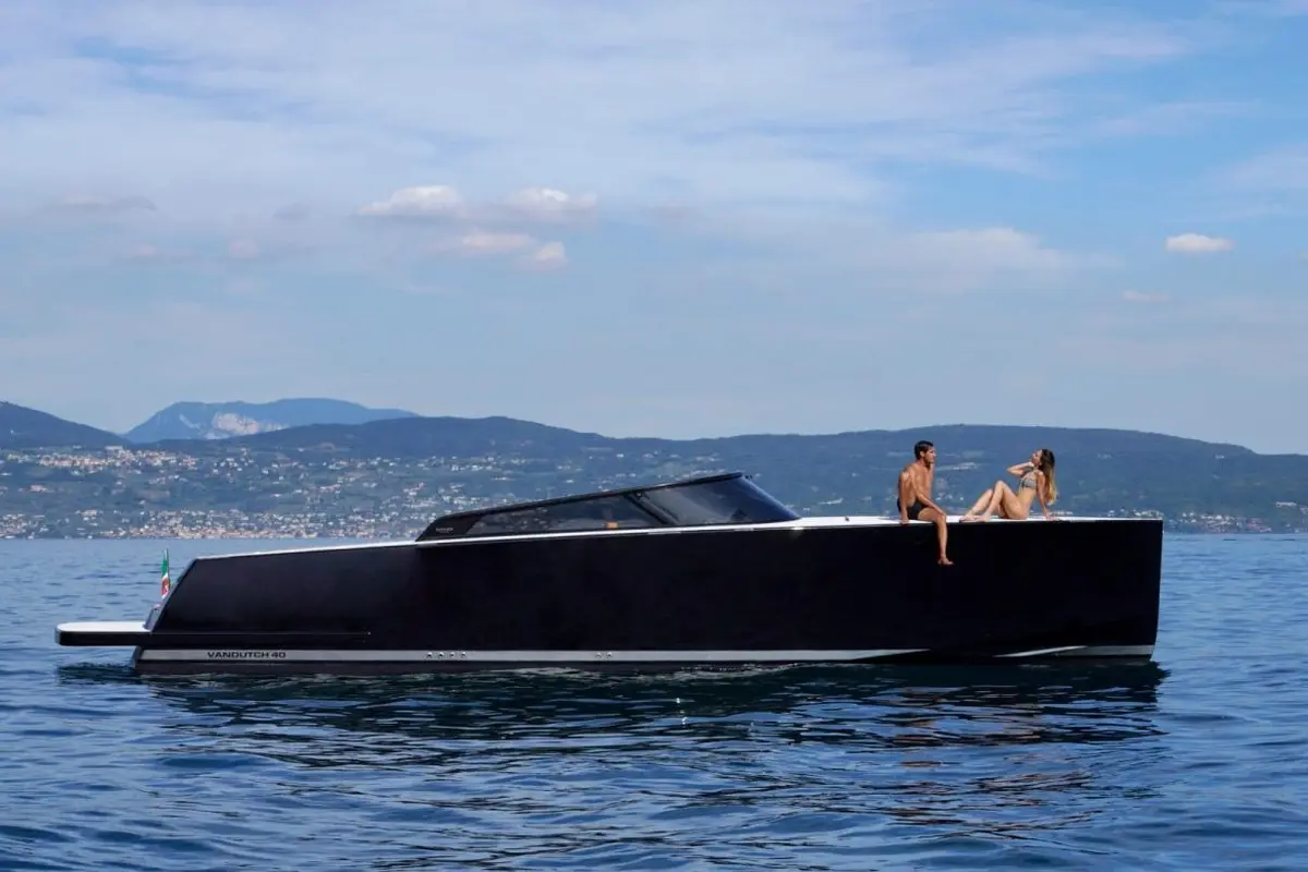 VanDutch 40, exterior — Menorca Yacht Rental, Menorca. VanDutch 40 — 12m