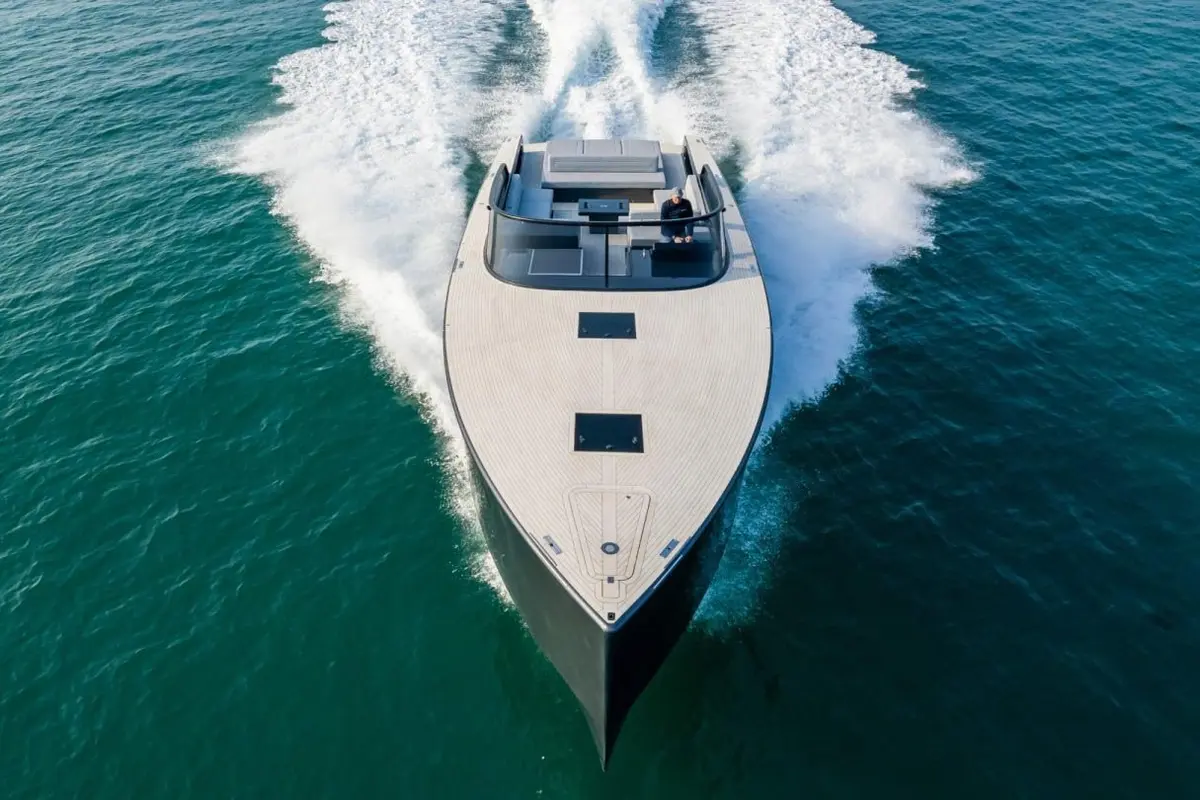 Vandutch 55, salon — Menorca Yacht Rental, Menorca. Vandutch 55 — 16m
