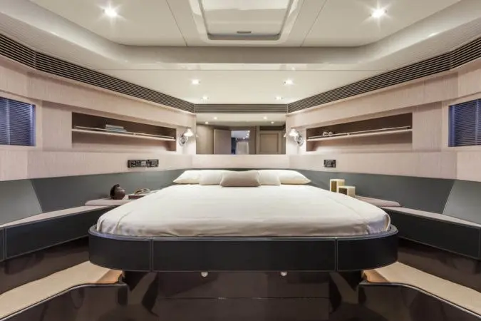 Virtus 63, master cabin — Menorca Yacht Rental, Menorca. Virtus 63 — 19m