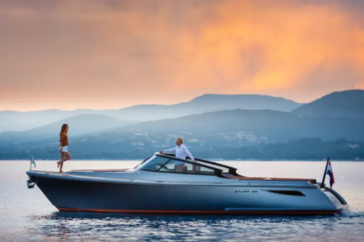 Wajer 38, exterior — Menorca Yacht Rental, Menorca. Wajer 38 — 11.3m