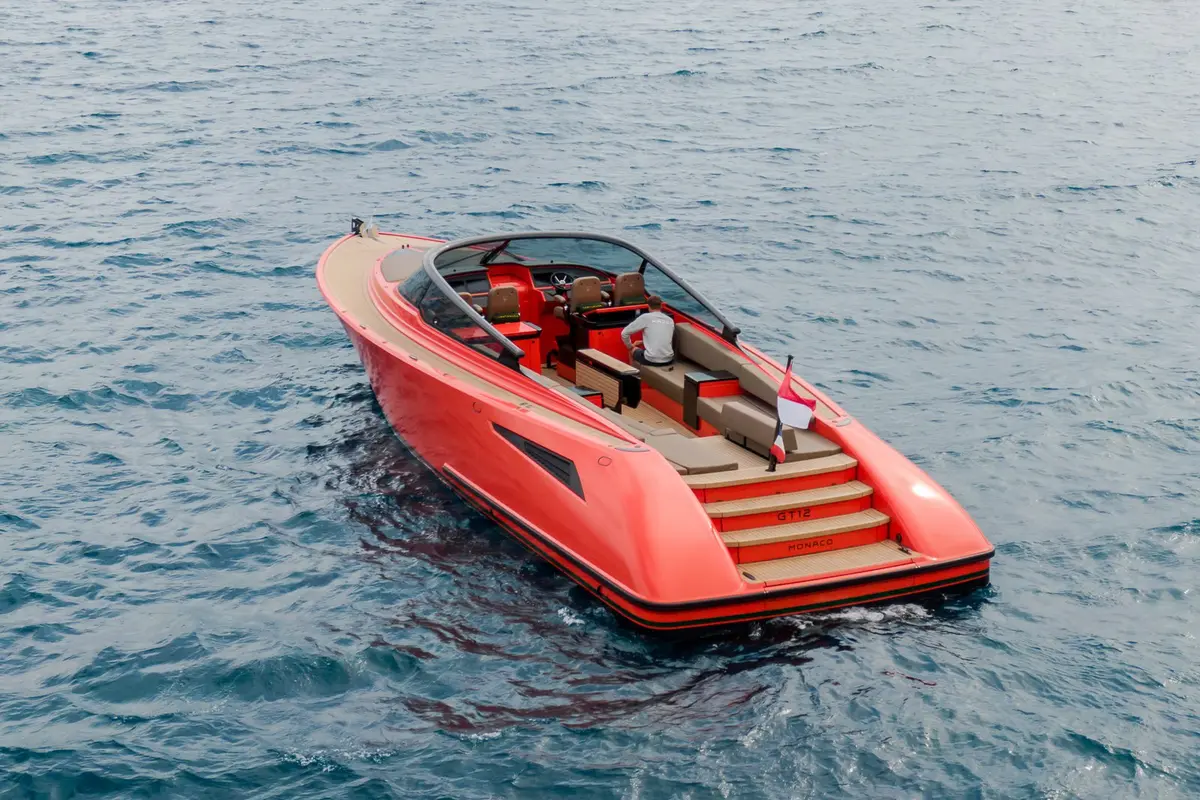Wajer 55, salon — Menorca Yacht Rental, Menorca. Wajer 55 — 16m