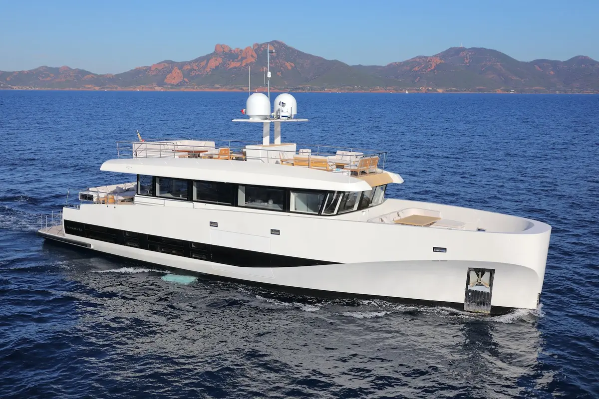 WallyAce 26, main deck — Menorca Yacht Rental, Menorca. WallyAce 26 — 26m